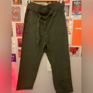 Kendal and Kylie, Size L, Green pants with fringed waist